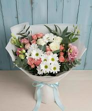 Букет цветов из:  Розы, Лизиантусы и Хризантемы в Красном Октябре Ставропольского края