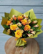 Букет цветов из:  Альстромерии и Розы в Красном Октябре Ставропольского края