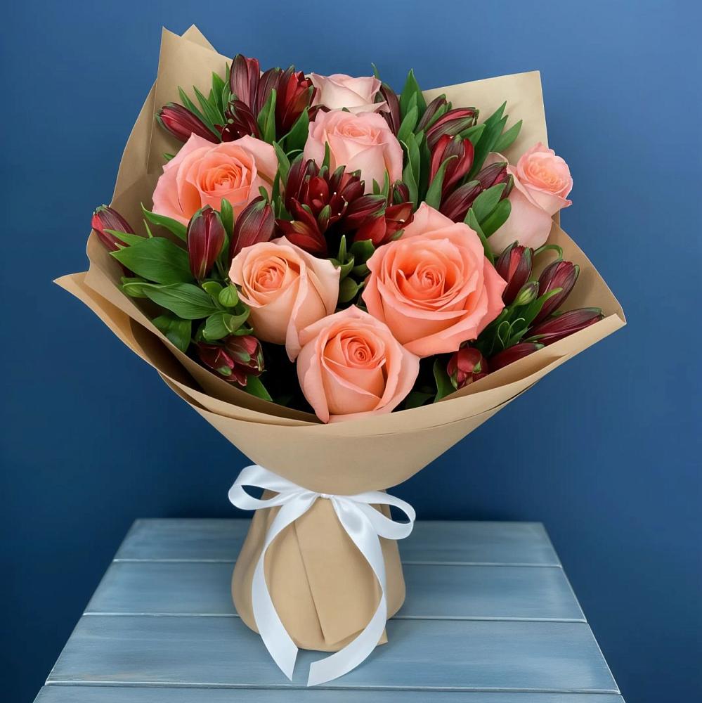 Букет цветов из: Розы и Альстромерии в Красном Октябре Ставропольского края