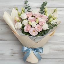 Букет цветов из:  Лизиантусы в Красном Октябре Ставропольского края