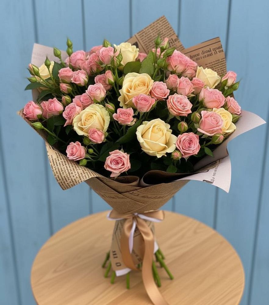 Букет цветов из: Розы в Красном Октябре Ставропольского края