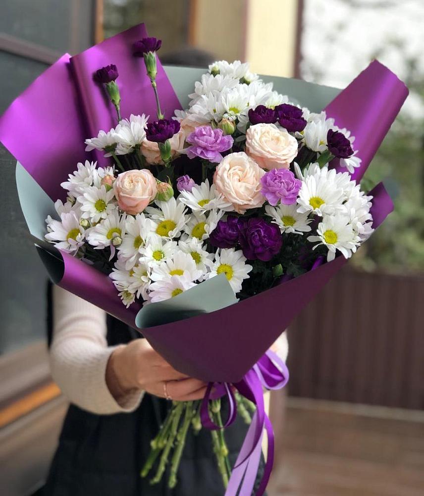 Букет цветов из: Хризантемы, Гвоздики и Розы в Красном Октябре Ставропольского края