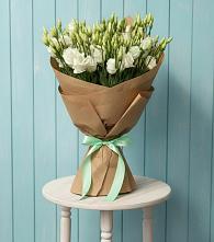 Букет цветов из:  Лизиантусы в Красном Октябре Ставропольского края