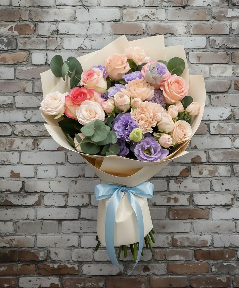 Букет цветов из: Розы, Лизиантусы и Гвоздики в Красном Октябре Ставропольского края