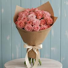 Букет цветов из:  Розы в Красном Октябре Ставропольского края