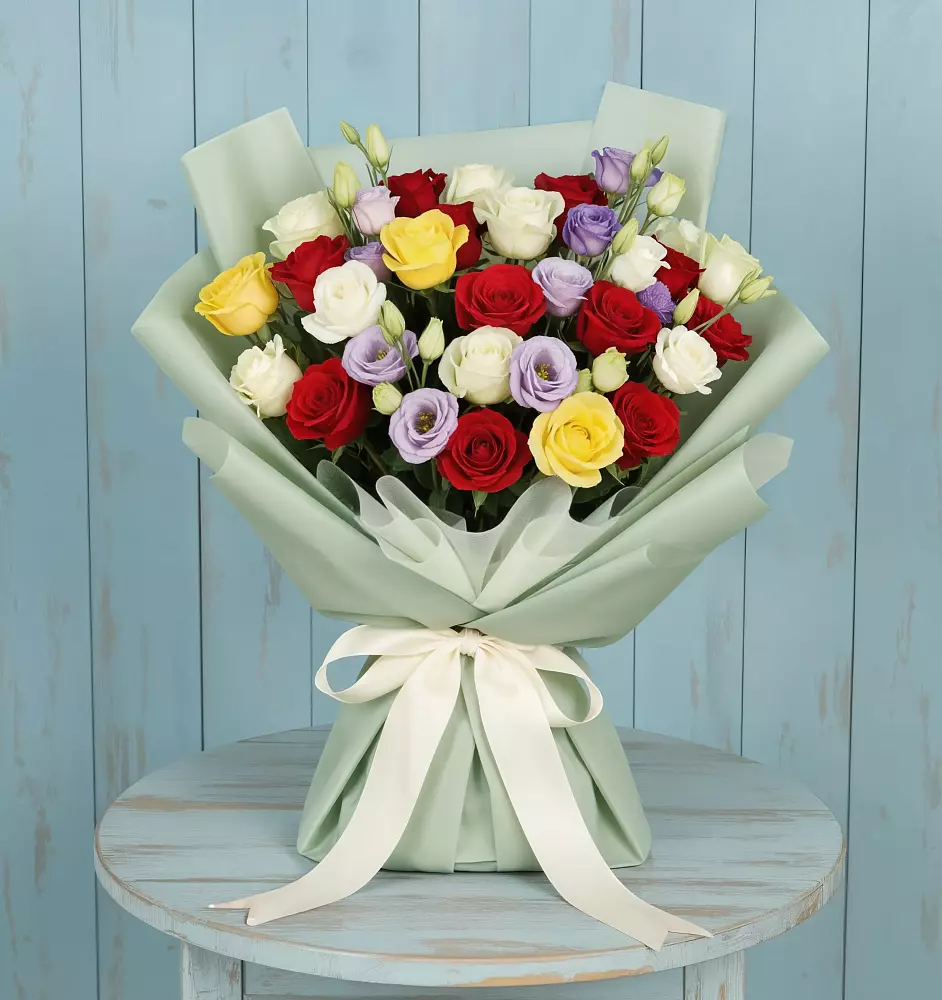 Букет цветов из: Розы в Красном Октябре Ставропольского края