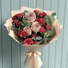 Букет цветов из:  Гвоздики и Розы в Красном Октябре Ставропольского края