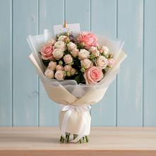 Букет цветов из:  Розы в Красном Октябре Ставропольского края
