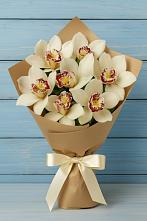 Букет цветов из:  Орхидеи и Розы в Красном Октябре Ставропольского края